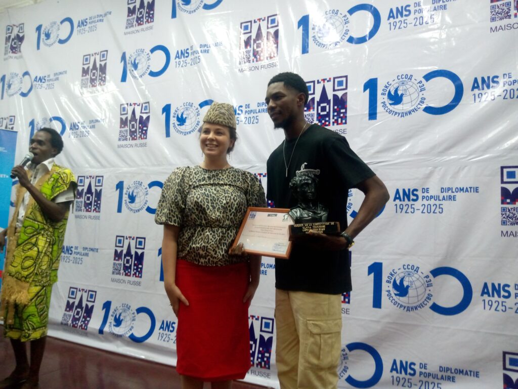 CONGO BZV/ MAISON RUSSE : ANDERSON NIATY REMPORTE LA QUATRIEME EDITION DU CONCOURS DE SLAM ALEXANDRE POUCHKINE