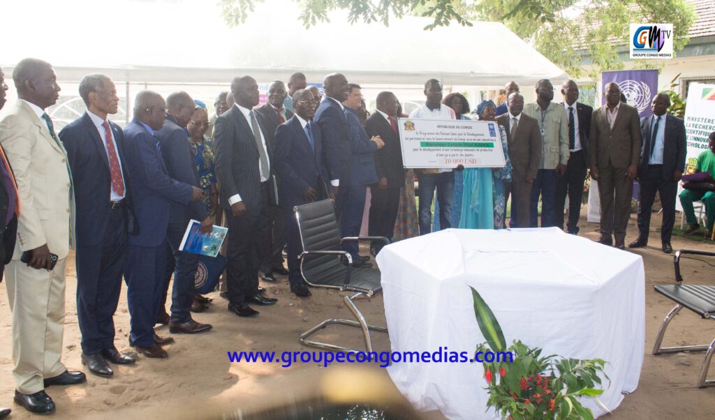 CONGO/ÉNERGIE: VITAL VITIUM REÇOIT SIX MILLIONS POUR ÉLECTRIFIER UN VILLAGE GRÂCE AUX PLANTES
