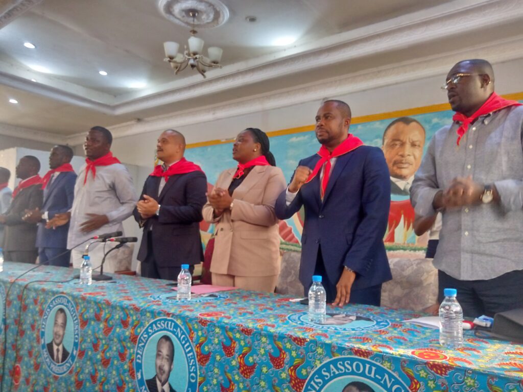 CONGO BZV : LA JEUNESSE DU PCT CONTRATTAQUE JEAN JACQUES YHOMBY OPANGO AYANT PROMIS UN PROCES DE TYPE NUREMBERG A LEUR PARTI