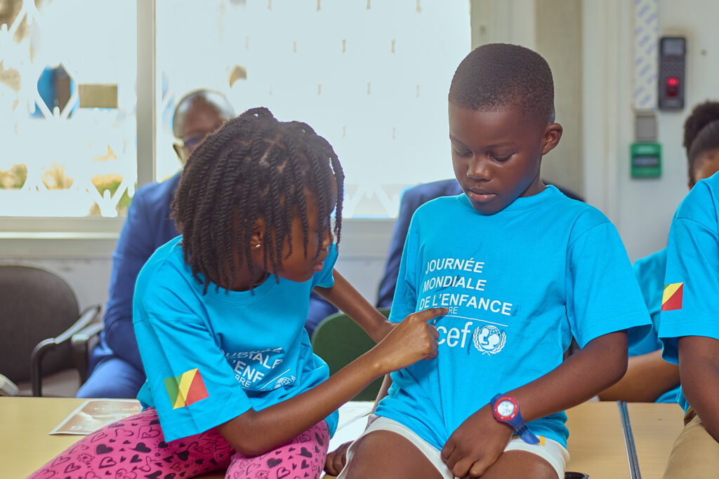 CONGO/DROITS DE L’ENFANT: L’UNICEF SALUE LES PROGRÈS ET APPELLE À RENFORCER LES ENGAGEMENTS
