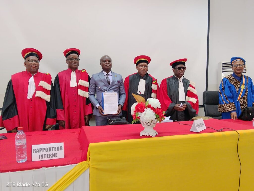 CONGO BZV : LAVERAN MAYELA BATEKELA EXPLORE EMMANUEL KANT  ET DECROCHE BRILLAMENT SON DOCTORAT EN PHILOSOPHIE