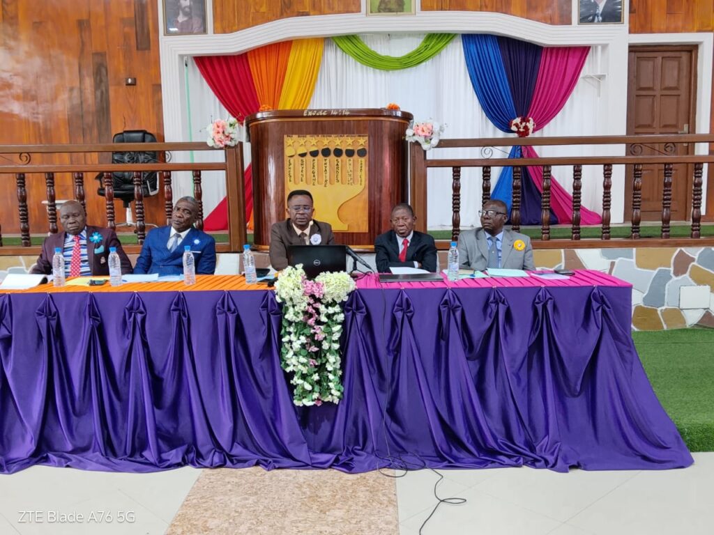 CONGO BZV : L’HISTORIQUE DE L’ASSEMBLEE DU DIEU VIVANT CONSIGNE DANS UN LIVRE DU PASTEUR JEAN MICHEL OLIVIER PEMBET CONGO BZV : L’HISTORIQUE DE L’ASSEMBLEE DU DIEU VIVANT CONSIGNE DANS UN LIVRE DU PASTEUR JEAN MICHEL OLIVIER PEMBET