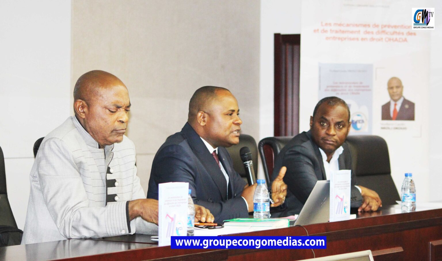 CONGO/DROIT OHADA : NORLLAND NKOLI SIGNE UN LIVRE POUR PORTER SECOURS AUX ENTREPRISES EN DIFFICULTÉ